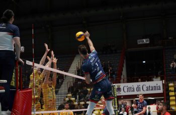 Cosedil Saturnia Acicastello cede al tie break contro la capolista Pordenone